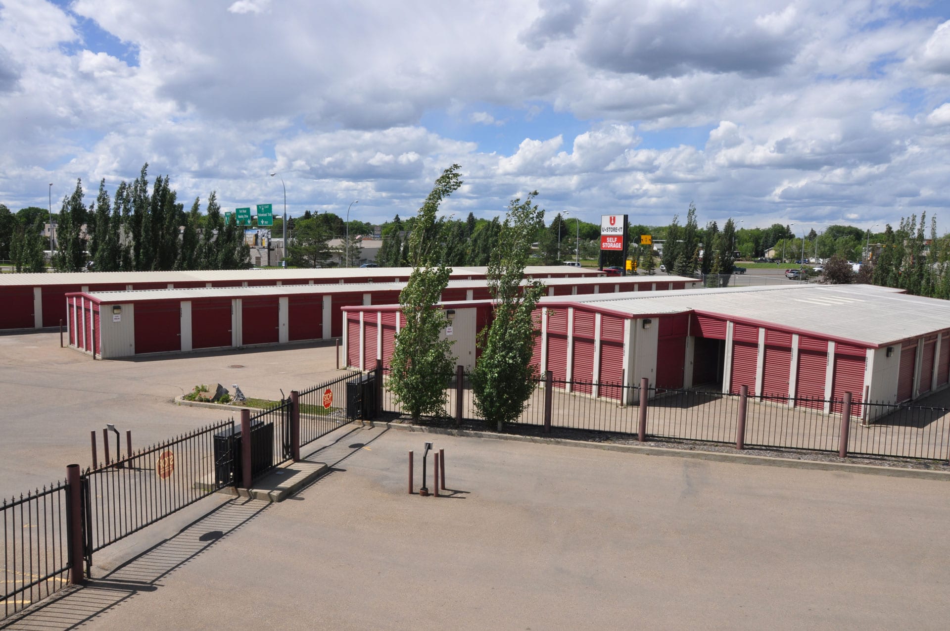 Secure U•STORE•IT Edmonton North facility offers climate-controlled storage units with luxury loading bays, on-site manager, and 24/7 security monitoring for residential, commercial, and vehicle storage needs.